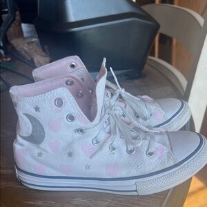 Charming Kids' High-Top Sneakers with Pink Hearts and Silver Accents